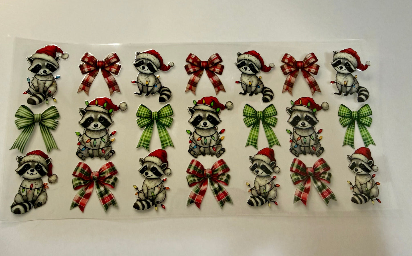 Raccoons & Xmas Bows Wrap