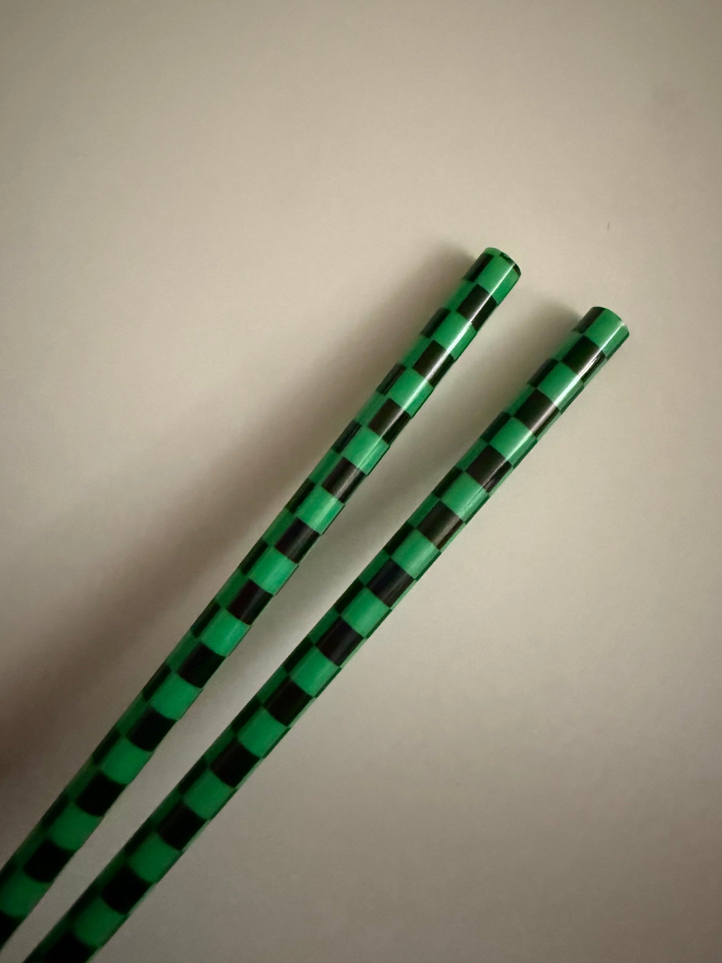Green & Black Checkered Straws