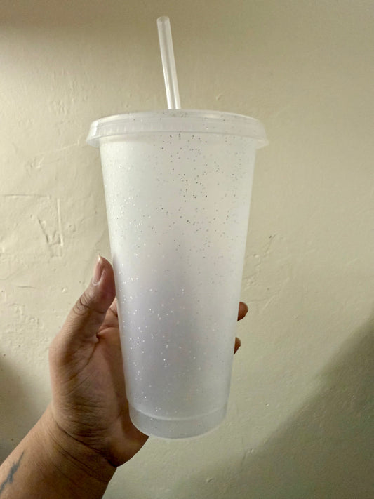Clear Plastic 24oz Glitter Cup w/ Plastic Straw